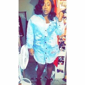 Meet your Posher, Alexis